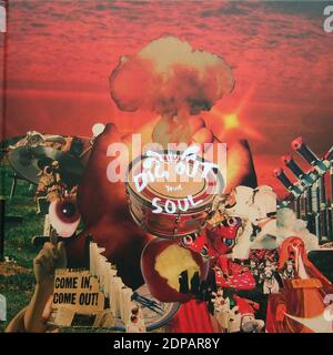 Opuscoli Inside Oasis - Dig out Your Soul (Box LP, CD, DVD) - copertina di album in vinile d'epoca Foto Stock