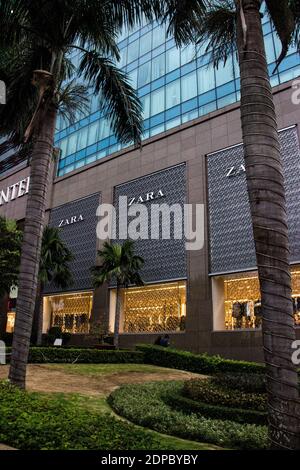 VIETNAM - ho-chi-MINH il ritratto BOULIMIC della metropoli ho Chi Minh City che sta vivendo un boom economico esponenziale. Centro commerciale Vincom Foto Stock