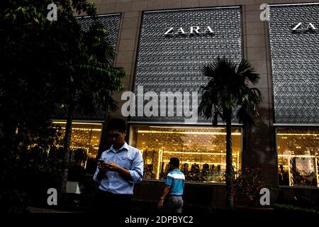 VIETNAM - ho-chi-MINH il ritratto BOULIMIC della metropoli ho Chi Minh City che sta vivendo un boom economico esponenziale. Centro commerciale Vincom Foto Stock