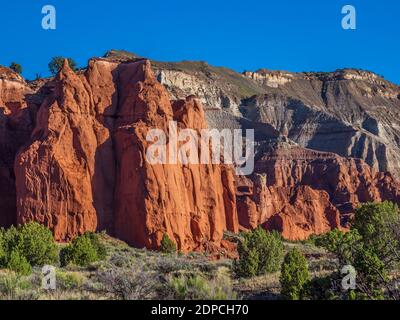 Scogliere alla luce del mattino, Kodachrome Basin state Park, Cannonville, Utah. Foto Stock