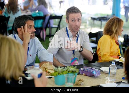 Philippe Cousteau, nipote del leggendario esploratore oceanico Jacques Cousteau, parla al Festival Aspen Ideas di Aspen, CO, USA, 30 giugno 2015. Aspen Ideas Festival è dedicato alle idee coinvolgenti che contano attraverso le conversazioni annuali del Festival. Foto di Olivier Douliery/ABACAPRESS.COM Foto Stock