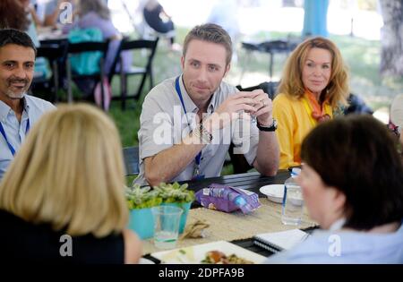 Philippe Cousteau, nipote del leggendario esploratore oceanico Jacques Cousteau, parla al Festival Aspen Ideas di Aspen, CO, USA, 30 giugno 2015. Aspen Ideas Festival è dedicato alle idee coinvolgenti che contano attraverso le conversazioni annuali del Festival. Foto di Olivier Douliery/ABACAPRESS.COM Foto Stock