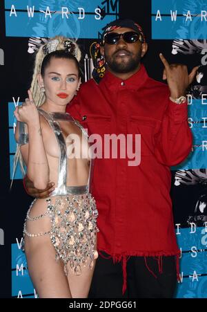 Miley Cyrus partecipa al MTV Video Music Awards 2015 al Microsoft Theatre il 30 agosto 2015 a Los Angeles, California, USA. Foto di Lionel Hahn/ABACAPRESS.COM Foto Stock