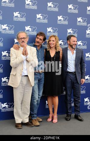 Il regista Giuseppe Gaudino, gli attori Adriano Giannini, Valeria Golino e Massimiliano Gallo hanno partecipato alla Fotocall 'per Amor vostro' durante il 72esimo Festival Internazionale del Cinema di Venezia (Mostra) al Lido di Venezia il 11 settembre 2015. Foto di Aurore Marechal/ABACAPRESS.COM Foto Stock