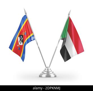 Sudan ed Eswatini Swaziland bandiere da tavolo isolate su 3D bianco rendering Foto Stock