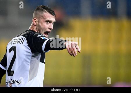 Parma, Italia. 19 dicembre 2020. PARMA, ITALIA - 19 dicembre 2020: Simone Iacoponi di Parma Calcio reagisce durante la Serie UNA partita di calcio tra Parma Calcio e Juventus FC. La Juventus FC ha vinto il 4-0 su Parma Calcio. (Foto di Nicolò campo/Sipa USA) Credit: Sipa USA/Alamy Live News Foto Stock