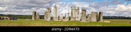 STONEHENGE, WILTSHIRE, REGNO UNITO, AGOSTO 24 2020. Stonehenge un anello di pietre in piedi, è un monumento preistorico in Wiltshire, Inghilterra, Regno Unito, in Asu Foto Stock