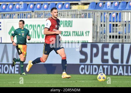Cagliari, Italia. 20 dicembre 2020. Cagliari, Italia, Sardegna Arena, 20 dicembre 2020, Charalambos Lykogiannis di Cagliari Calcio durante Cagliari Calcio vs Udinese Calcio - Calcio italiano Serie A match Credit: Luigi Canu/LPS/ZUMA Wire/Alamy Live News Foto Stock