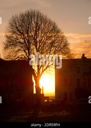 Misty alba a Clifton, Bristol Foto Stock