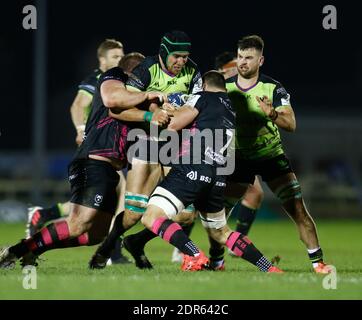 The Sportsground, Galway, Connacht, Irlanda. 20 dicembre 2020. European Champions Cup Rugby, Connacht contro Bristol Bears; Ultan Dillane guida in avanti per Connacht Credit: Action Plus Sports/Alamy Live News Foto Stock