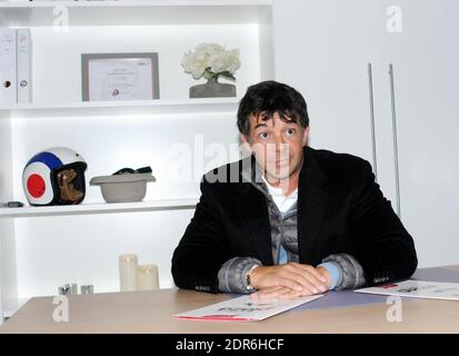 Il presentatore televisivo, specializzato in immobili, Stephane Plaza, ha aperto una nuova agenzia immobiliare, Avenue de la Motte Picquet, nel 15 ° arrondissement di Parigi, Francia il 1 ° ottobre 2015. Foto di Alain Apaydin/ABACAPRESS.COM Foto Stock