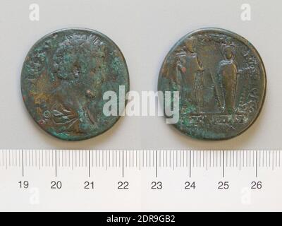 Governatore: Commodus, Imperatore di Roma, 161–192 d.C., governato 180–92, Zecca: Pergamo, moneta di Commodus, Imperatore di Roma da Pergamo, 180–92, Bronzo, 32.58 g, 6:00, 42 mm, Made in Pergamo, Mysia, Greco, II secolo, Numismatica Foto Stock