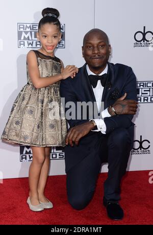 Tirese Gibson e Shayla Somer Gibson partecipano al 2015 American Music Awards al Microsoft Theatre il 22 novembre 2015 a Los Angeles, California, USA. Foto di Lionel Hahn/ABACAPRESS.COM Foto Stock