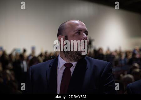 Presidente dell'associazione Identitaire e presidente del movimento politico di estrema destra Nissa Rebela Philippe Vardon durante una riunione di campagna a Marsiglia, in Francia, il 9 dicembre 2015, in vista del secondo turno delle elezioni regionali francesi. Foto di Franck Bessiere/ABACAPRESS.COM Foto Stock