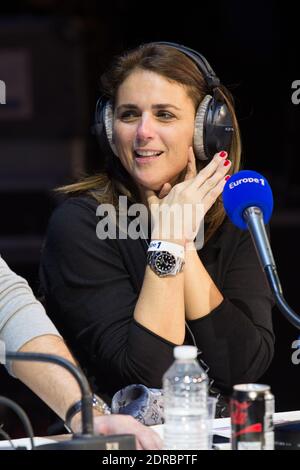 EXCLUSIF - VALERIE BENAIM - EMISSION SPECIALE : LA 500EME DES PIEDS DANS LE PLAT EN PUBLIC AU THEATRE COMEDIA - UTILIZATION ET DIFFUSION INTERDITE A (CLOSER, VOICI, PUBLIC, ICI PARIS, FRANCE DIMANCHE) - PHOTO BY NASSER BERZANE/ABACAPRESS.COM Foto Stock