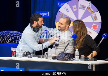 EXCLUSIF - CYRIL HANOUNA, JEROME COMMENDEUR, VALERIE BENAIM - EMISSION SPECIALE : LA 500EME DES PIEDS DANS LE PLAT EN PUBLIC AU THEATRE COMEDIA - UTILIZATION ET DIFFUSION INTERDITE A (CLOSER, VOICI, PUBLIC, ICI PARIS, FRANCE DIMANCHE) - PHOTO BY NASSER BERZANE/ABACAPRESS.COM Foto Stock