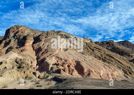 Colline erodenti alla palette dell'artista nel Death Valley National Park, California, USA Foto Stock