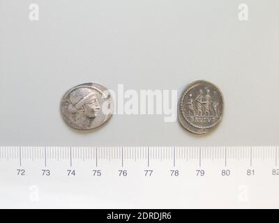 Menta: Roma, Magistrato: M. Iunio Bruto, Denario di Roma, 54 a.C., Argento, 3.62 g, 4:00, 21.5 mm, fatto a Roma, Romano, i secolo a.C., Numismatica Foto Stock