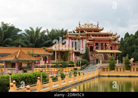 Chemor, Malaysia - 28 ottobre 2018: Visto Hock Yeen, Tempio di Confucio, è noto per aver portato fortuna agli studenti che stanno per sedersi per gli esami. Foto Stock