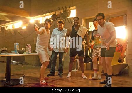 QUESTO È IL film di fine 2013 Sony Pictures con da sinistra: James Franco, Danny McBride, Craig Robinson, Jay Baruchel, Seth Rogen Foto Stock