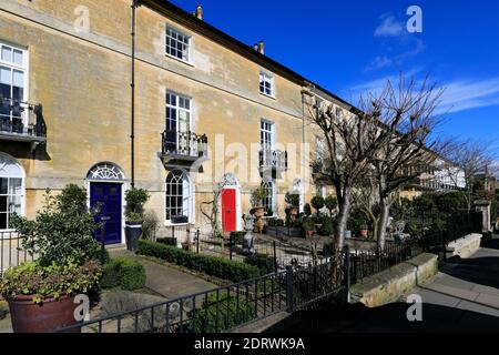 Vista delle case in Rutland Terrace, UNA fila di case in stile Regency costruito nel 1831, Stamford città; Lincolnshire; Inghilterra; Regno Unito Foto Stock