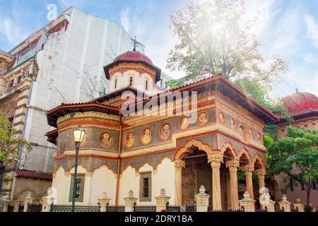 Bucarest, il Monastero di Stavropoleos Romania, la chiesa di San Michele e Gabriel nel centro storico Foto Stock