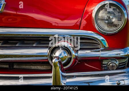 Daytona Beach, FL - 27 novembre 2020: 1951 Ford Woody Country Squire Station Wagon ad una mostra di auto locale. Foto Stock