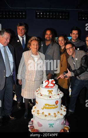 Bernadette Chirac in occasione del lancio dei 25 pezzi Jaunes Charity all'Hopital Necker di Parigi, 8 gennaio 2014. Foto di Thierry Plessis/ABACAPRESS.COM Foto Stock