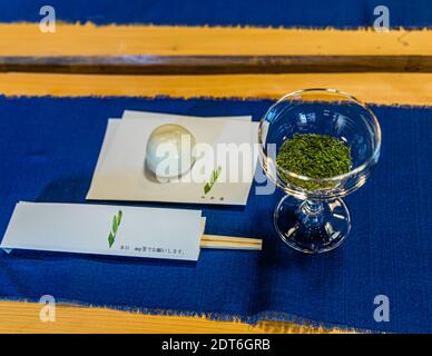 Degustazione-cerimonia del tè Verde a Shizuoka, Giappone Foto Stock