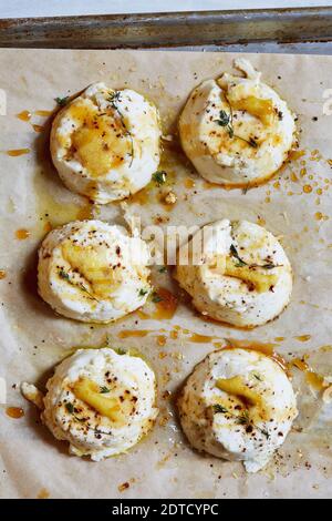 Ricotta al forno su teglia Foto Stock