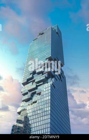 Thailandia, Bangkok City, centro, zona della Sathon, Mahanakhon Skyscraper, il più alto edificio di Bangkok Foto Stock