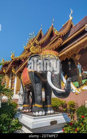 Thailandia, Chiang mai City, Wat Saen Muang Foto Stock