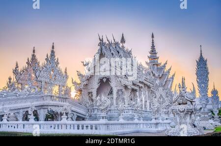 Thailandia, Chiang Rai City, il Tempio Bianco (Wat Rong Khun) Foto Stock