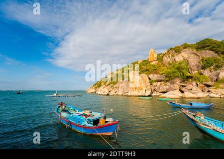 Bella foto di Cam Lap promontorio - isola in Cam Ranh, Vietnam. Provincia di Khanh Hoa. Foto Stock