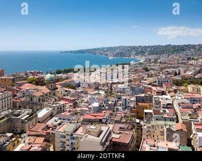 Veduta aerea del golfo di Napoli , Napoli, Campania, Italia Foto Stock