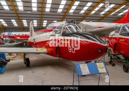 A Hunting Percival (BAC) Jet Provost T.3A (XM383) allenatore di base Jet, Newark Air Museum, vicino Newark-on-Trent, Nottinghamshire, Regno Unito. Foto Stock