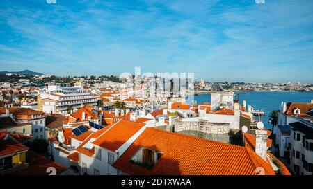 Cascais Bay vicino Lisbona, Portogallo durante l'inverno Foto Stock