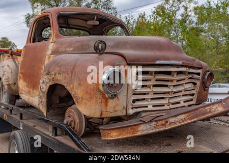 liquidazione di un Albuquerque, New Mexico auto junkyard Foto Stock