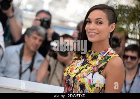 Rosario Dawson partecipa alla fotocellula per i cortometraggi che si è tenuta il 16,2014 maggio al Palais Des Festivals di Cannes, in Francia, nell'ambito del Settimo Festival del Cinema di Cannes. Foto di Nicolas Briquet/ABACAPRESS.COM Foto Stock