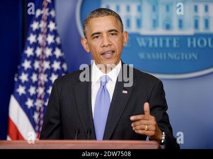 Il presidente Barack Obama fa una dichiarazione ai media sui recenti problemi al Dipartimento Affari Veterani nella Brady Press Briefing Room alla Casa Bianca il 21 maggio 2014 a Washington, DC, USA. Foto di Olivier Douliery/ABACAPRESS.COM Foto Stock