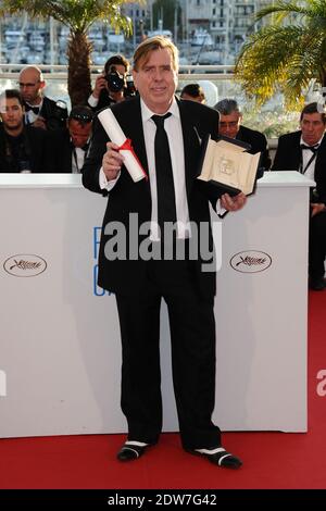 L'attore britannico Timothy Spall si pone con il premio miglior attore in posa presso la fotocellula Palme D'Or Winners al Palais des Festivals durante la cerimonia di chiusura nell'ambito del sessantasettesimo Festival del Cinema di Cannes, in Francia, il 24 maggio 2014. Foto di Aurore Marechal/ABACAPRESS.COM Foto Stock