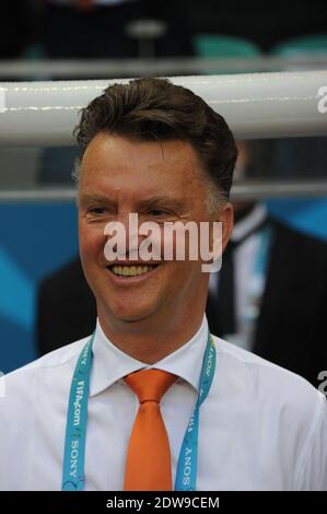 Allenatore olandese Louis Van Gaal durante la Coppa del mondo 2014 prima partita di calcio Gruppo B Spagna vs Paesi Bassi allo Stadio Fonte Nova, Salvador de Bahia, Brasile , il 13 giugno 2014. I Paesi Bassi hanno vinto il 5-1. Foto di Henri Szwarc/ABACAPRESS.COM Foto Stock