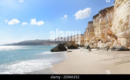 La bella spiaggia di Ras Al Jinz Turtle riserva in Oman. Foto Stock