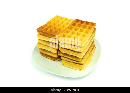 Ricetta di wafer fatta in casa su isolato su sfondo bianco. Vista laterale Foto Stock