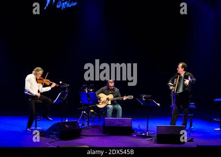 Richard Galliano, Bireli Lagrene e Didier Lockwood si esibisce in concerto al Montreux Jazz Festival, Svizzera, il 18 luglio 2014. Foto di Loona/ABACAPRESS.COM Foto Stock