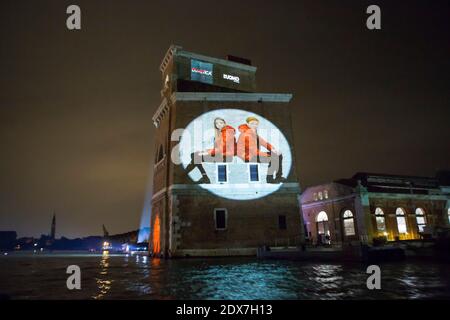 Atmosfera attorno alla notte di gala di Vogue Man sponsorizzata da Duvetica all'Arsenale Torre di porta Nuova, in occasione del 71° Festival del Cinema di Venezia, 4 settembre 2014. Foto di Marco Piovanotto /ABACAPRESS.COM Foto Stock