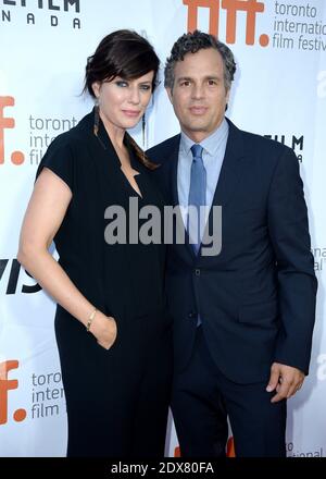 Mark Ruffalo e Sunrise Coigney partecipano alla proiezione di Foxcatcher al Toronto International Film Festival di Toronto, ON, Canada, l'8 settembre 2014. Foto di Lionel Hahn/ABACAPRESS.COM Foto Stock