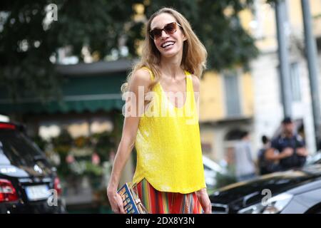 Street Style al Gucci Ready-to-Wear Primavera-Estate 2015 show, tenuto a Piazza Oberdan, Milano, il 17 settembre 2014. Foto di Marie-Paola Bertrand-Hillion/ABACAPRESS.COM Foto Stock