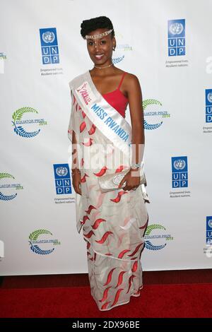 Colombe Akiwucan arriva al Premio Equatore delle Nazioni Unite a New York City, NY, USA il 22 settembre 2014. Premio Equator dell'ONU, un premio assegnato ogni due anni da una partnership guidata dalle Nazioni Unite che riconosce gli eccezionali approcci di sviluppo sostenibile di tutto il mondo che dimostrano un'azione basata sulla comunità e basata sulle radici per affrontare le sfide ambientali, della povertà e del cambiamento climatico. Foto di Krista Kennel/ABACAPRESS.COM Foto Stock