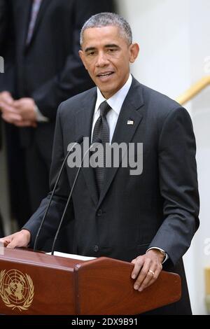 Il presidente AMERICANO Barack Obama ha commentato l'epidemia di Ebola presso la sede centrale delle Nazioni Unite a New York City, NY, USA il 25 settembre 2014. Foto piscina di Anthony Behar/ABACAPRESS.COM Foto Stock